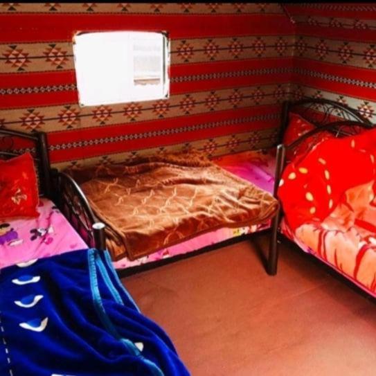 Готель Bedouin Family Camp Ваді-Рам Екстер'єр фото