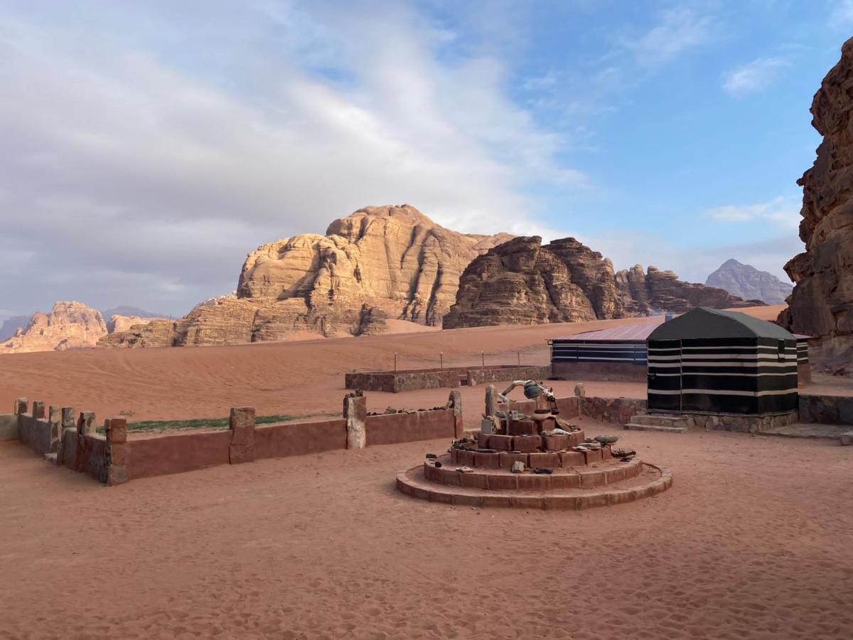 Готель Bedouin Family Camp Ваді-Рам Екстер'єр фото