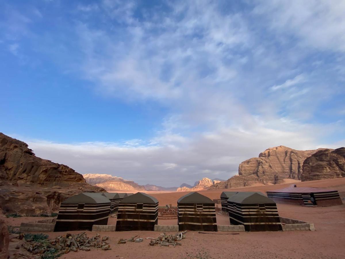 Готель Bedouin Family Camp Ваді-Рам Екстер'єр фото