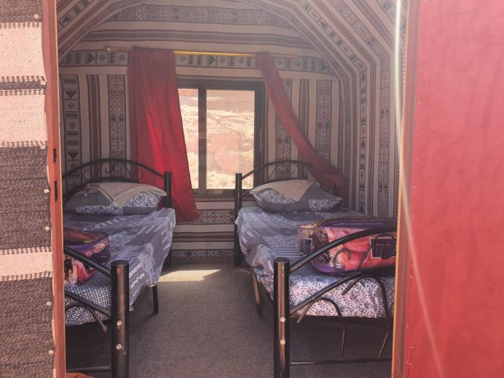Готель Bedouin Family Camp Ваді-Рам Екстер'єр фото