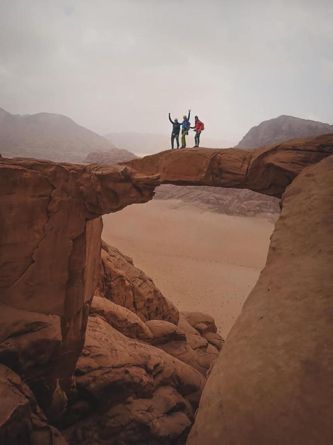 Готель Bedouin Family Camp Ваді-Рам Екстер'єр фото