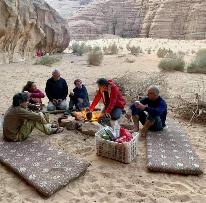 Готель Bedouin Family Camp Ваді-Рам Екстер'єр фото