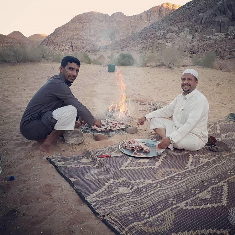 Готель Bedouin Family Camp Ваді-Рам Екстер'єр фото